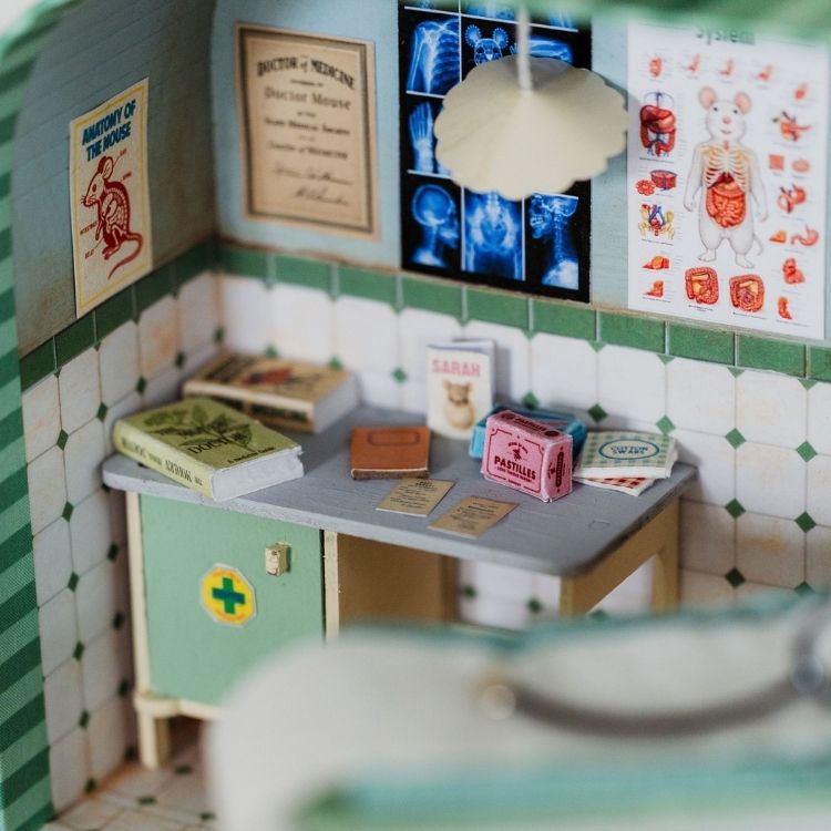 Mouse Mansion To Go – Doctor's Room