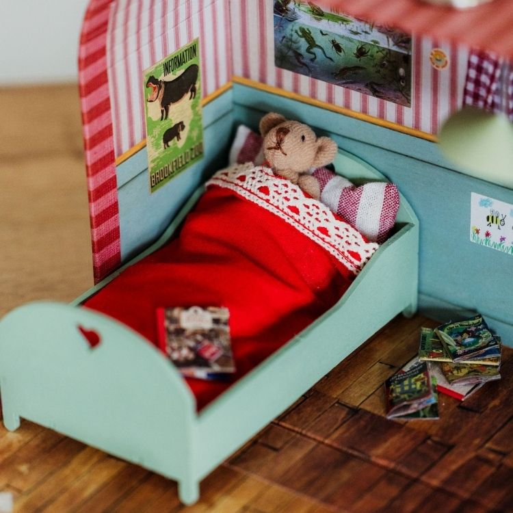 Mouse Mansion To Go - Bedroom (CCG)