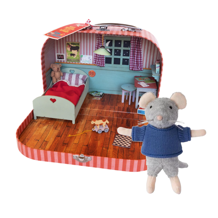 The Complete To Go + Plush Bundle