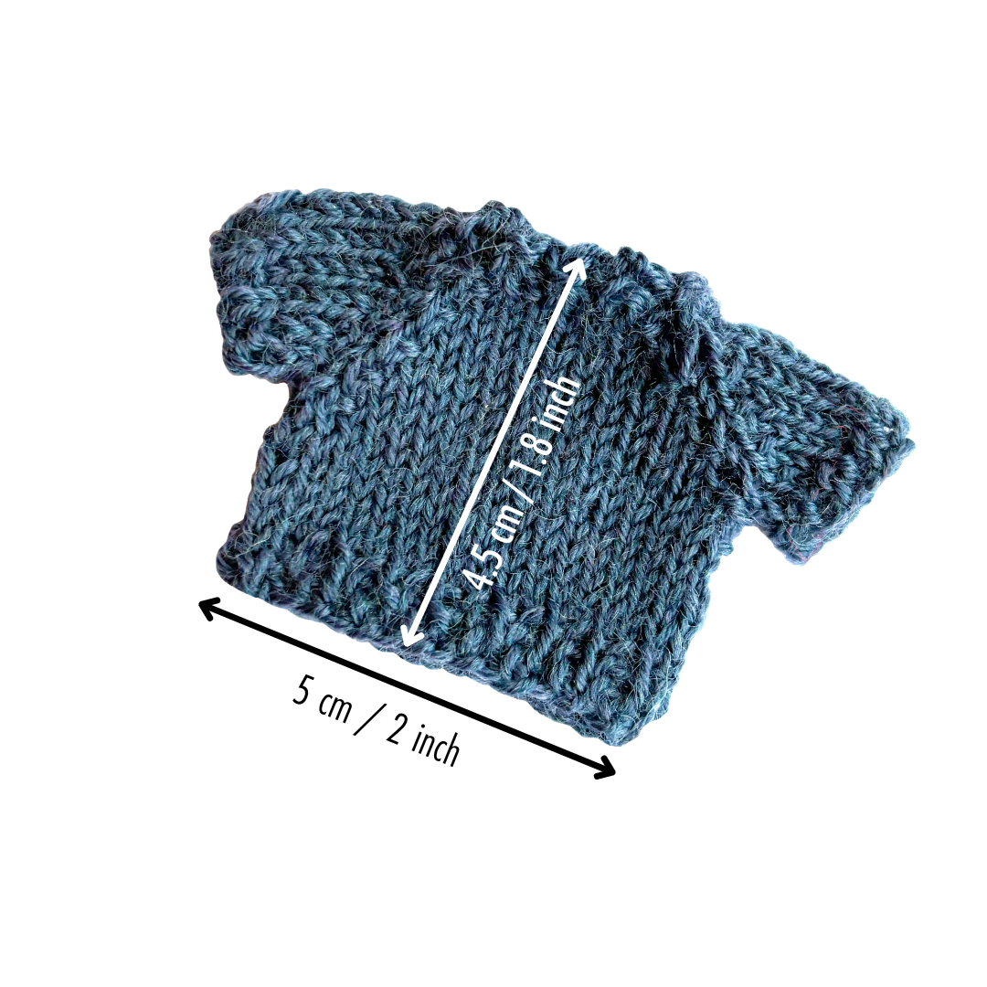 Masterclass: Knit tiny clothes for Sam & Julia!